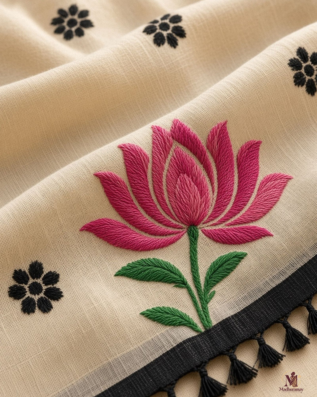 Ivory Beige Botanical Pallu Festive Saree - image 4