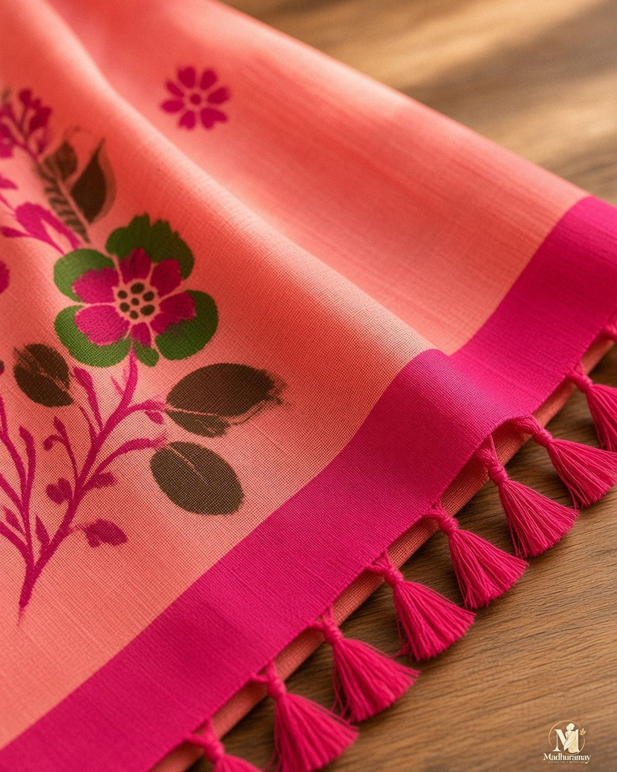 Coral Pink Floral Pallu Festive Saree - image 4