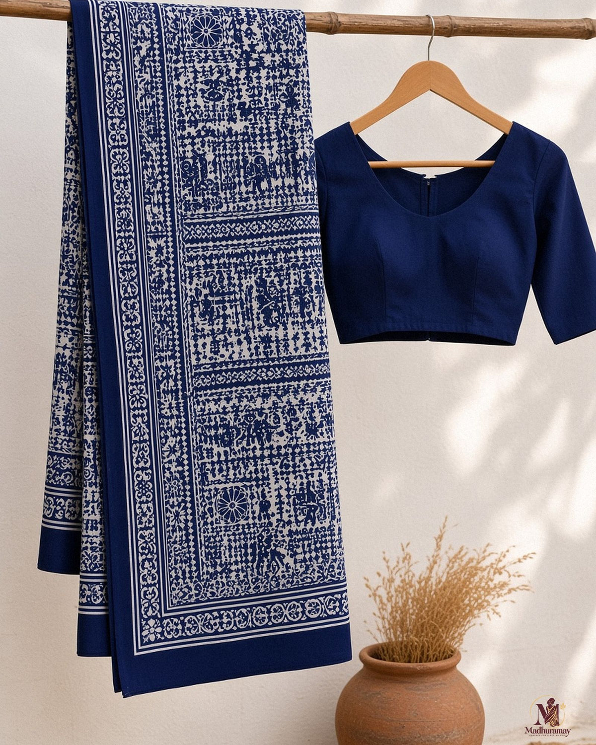 Navy Blue & White Festive Print Saree - image 2